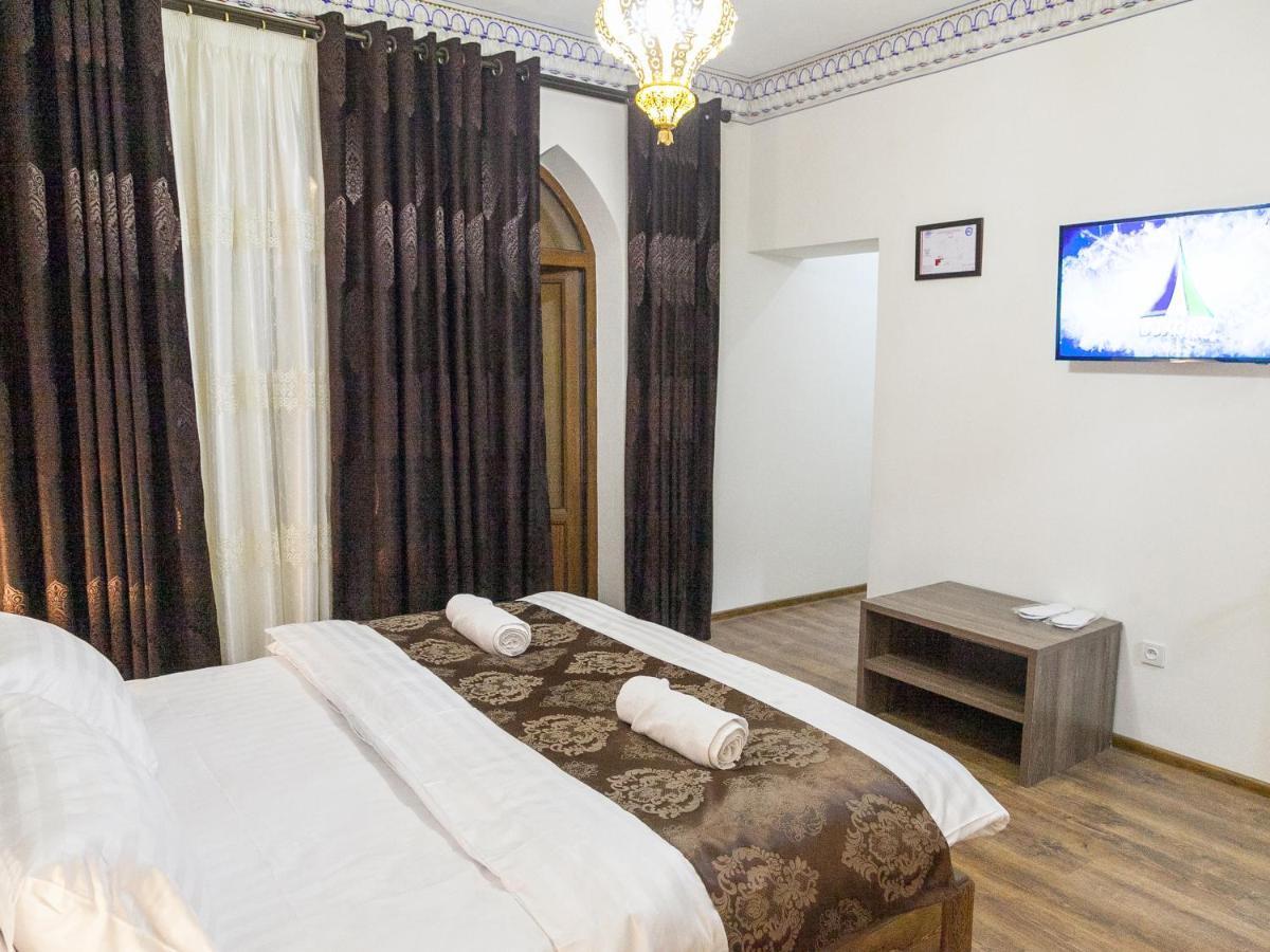 Royal Bukhara Hotel エクステリア 写真
